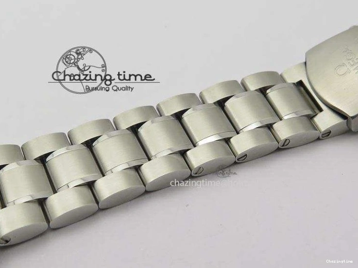 0516 Efficient Speedmaster JHF SS Snoopy Award 45th Anniversary White dial On SS Bracelet 8239